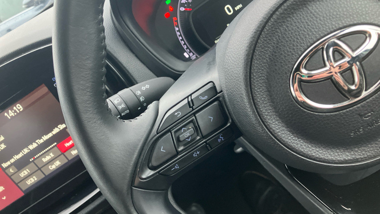 Toyota Aygo X 1.0 VVT-i Edge 5dr Auto Petrol Hatchback